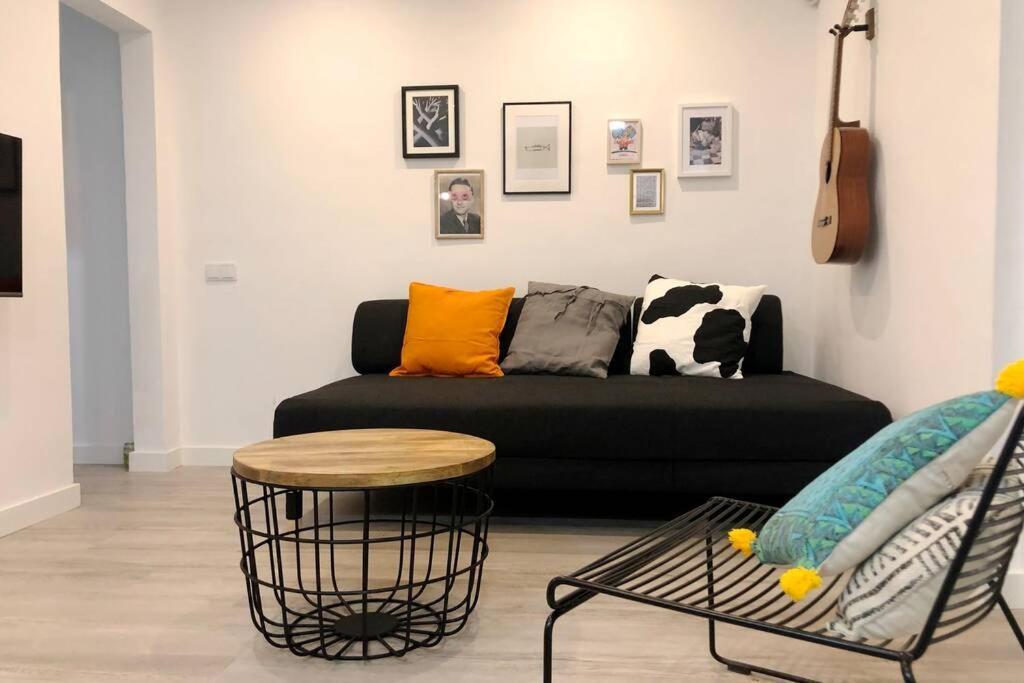M5 Cool Terrace. Metro 1 Min. Center 15' By Metro Apartment Esplugues de Llobregat Bagian luar foto