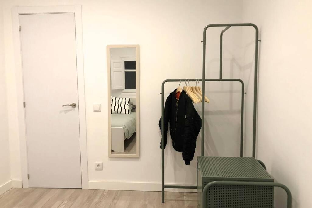 M5 Cool Terrace. Metro 1 Min. Center 15' By Metro Apartment Esplugues de Llobregat Bagian luar foto