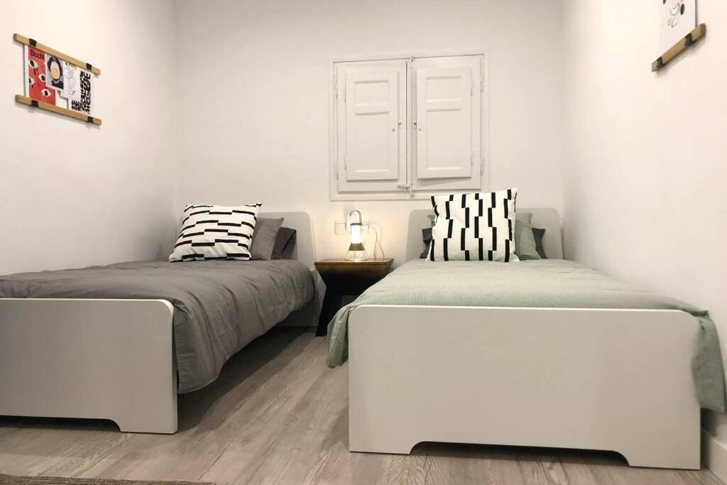 M5 Cool Terrace. Metro 1 Min. Center 15' By Metro Apartment Esplugues de Llobregat Bagian luar foto
