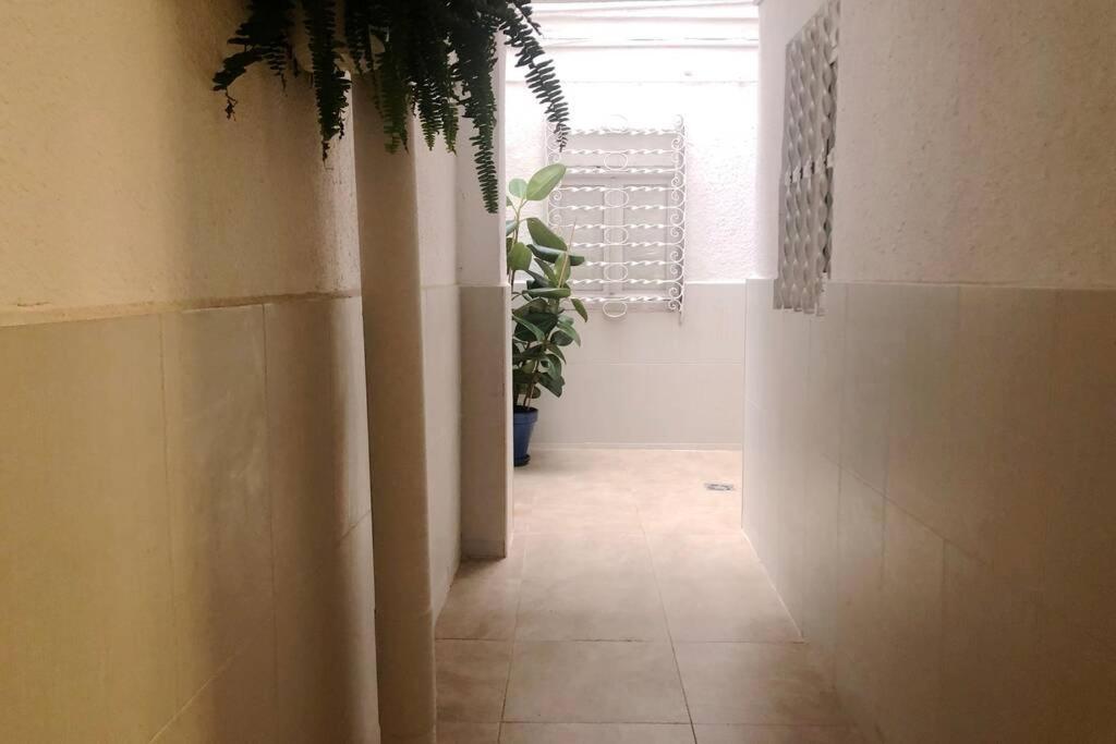 M5 Cool Terrace. Metro 1 Min. Center 15' By Metro Apartment Esplugues de Llobregat Bagian luar foto